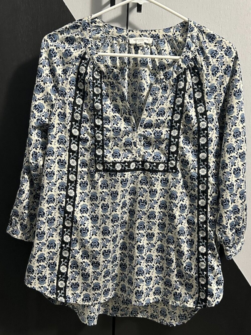 beachlunchlounge Boho Blue & Cream Floral Lightweight Top Women's Size S